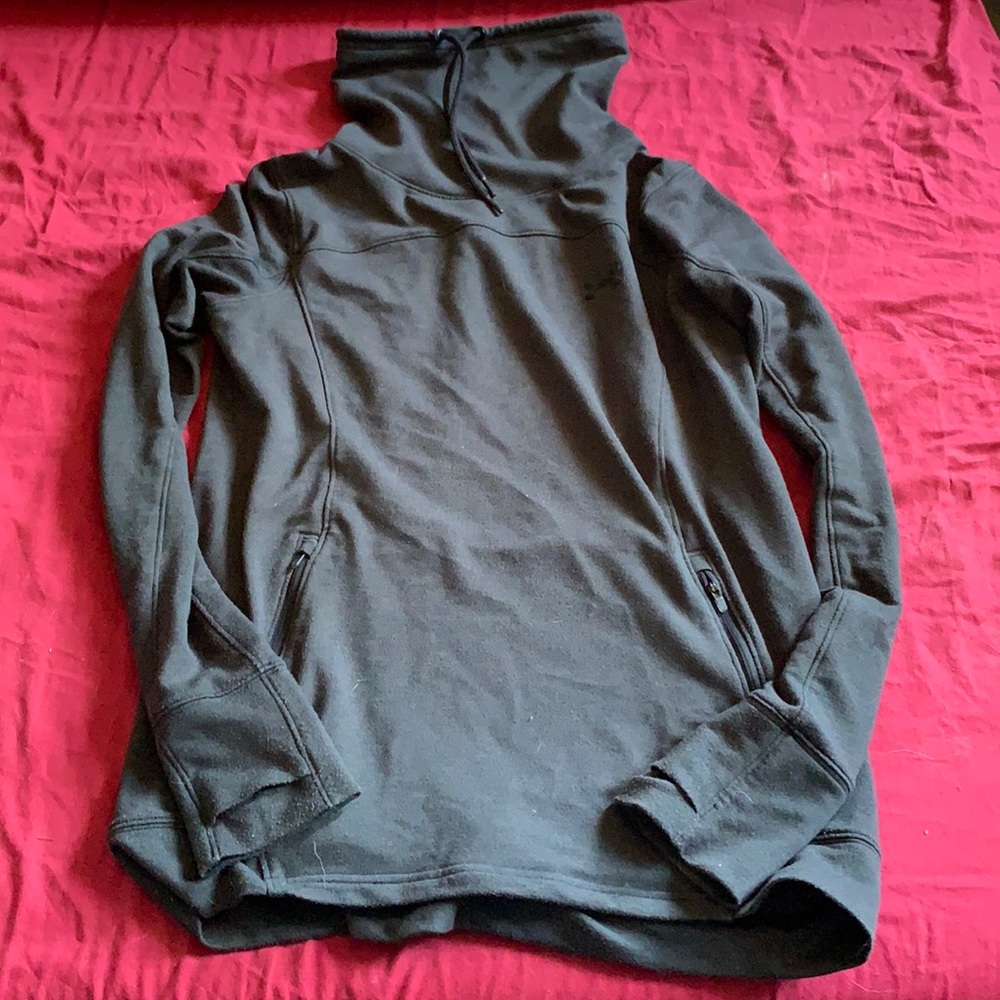 Under Armour Funnel Neck Sweatshirt